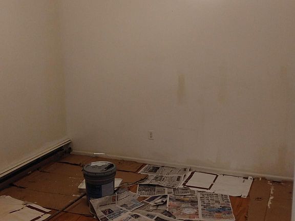 2nd image of 135 Bay 17th St #3FL