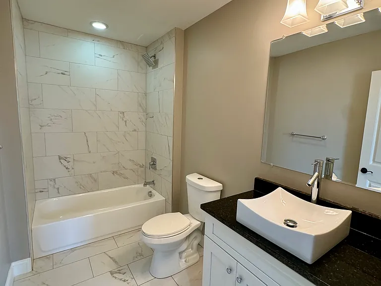 11 W Market St #404 — Photo 10