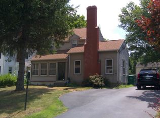 869 Hinchey Rd, Gates, NY 14624