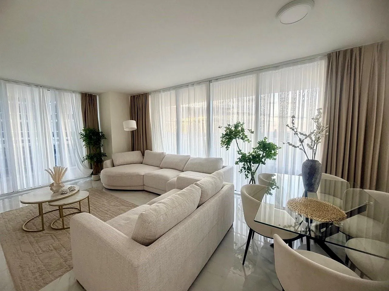 2 bed, 2.0 bath, 1458 sqft, $7,000 — Photo 2