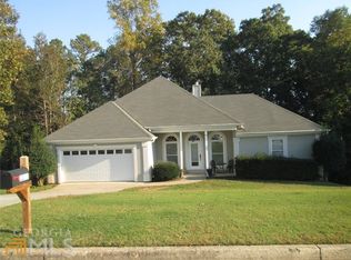 2203 Woodbriar Dr, Buford, GA 30518