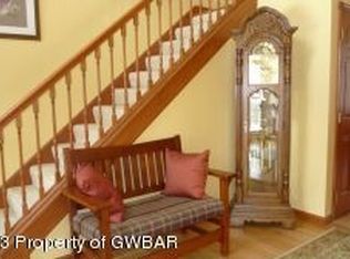 100 Twinbrook Rd, Bear Creek Township, PA 18702