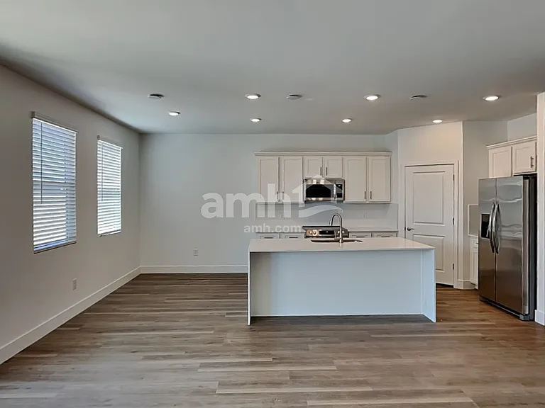 9652 E Harkes Dr — Photo 5