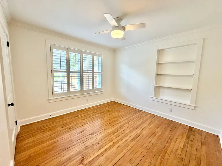 637 Columbus Dr — Photo 3