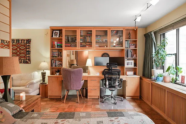 Sold by Mayell LLC | media 12