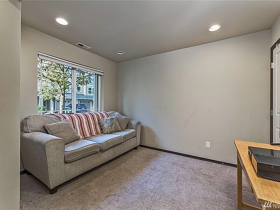 4th image of 17615 79th Avenue Ct E #6