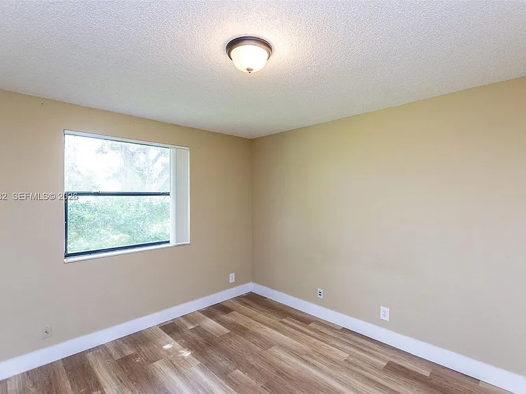 5721 Riverside Dr #202B5 — Photo 29