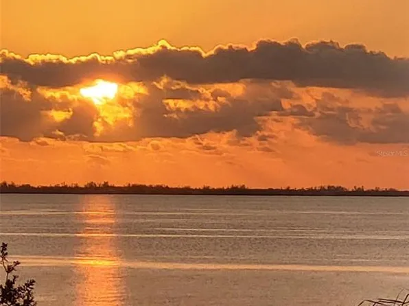 320 Ringling Point Dr, Sarasota, FL 34234