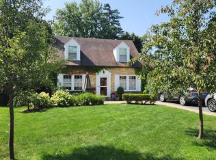 2019 Fir St, Glenview, IL 60025