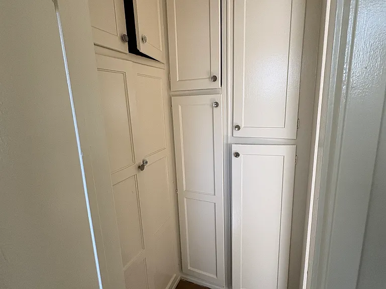423 N El Molino Ave #3 — Photo 8