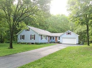 114 Cross Rd, Richmond, MA 01254