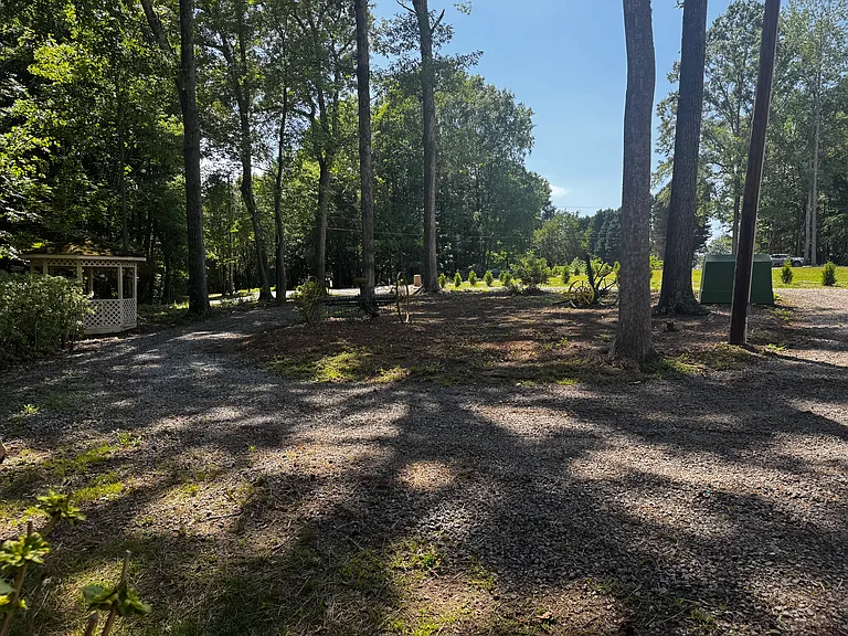 205 Little Creek Rd — Photo 15