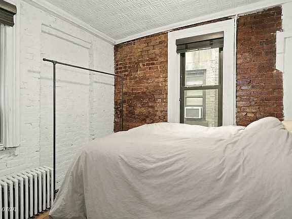 3rd image of 148 Sullivan St APT 15