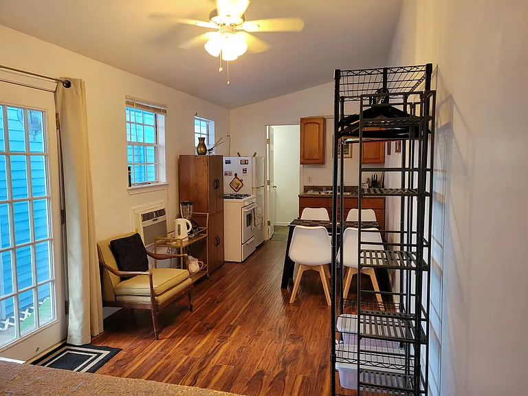 1218 Harmony St #3 — Photo 10