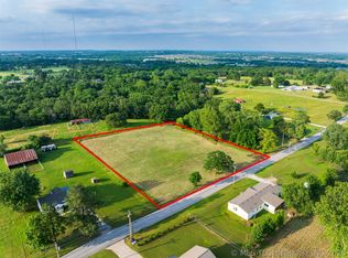 2 E 121st St S, Coweta, OK 74429