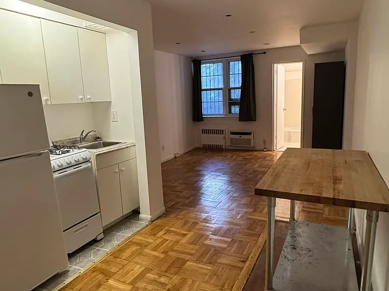 112 Willow St #1C — Photo 4