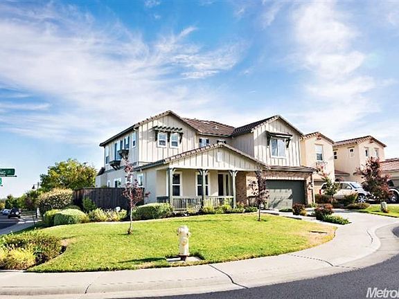 2nd image of 2101 Browning Ct