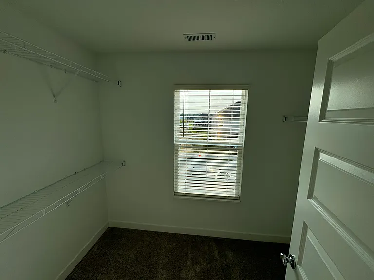17285 Wellburn Dr — Photo 34