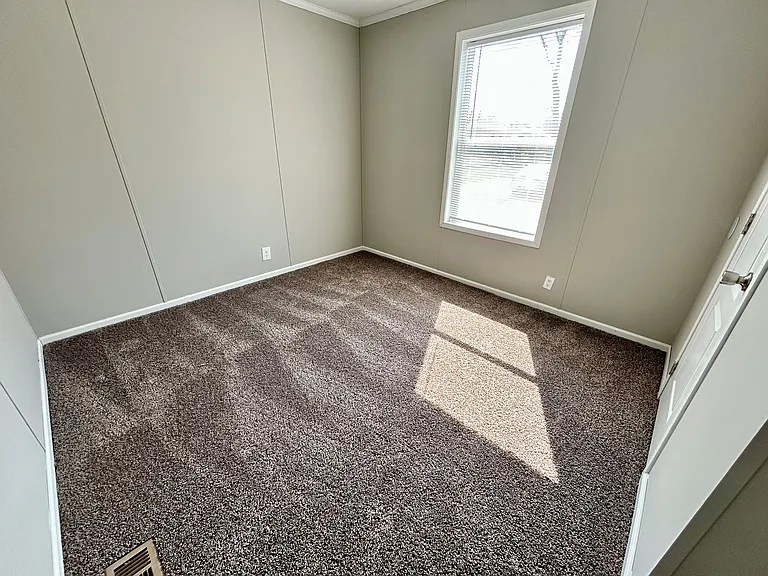 Hickory Knoll — Photo 134