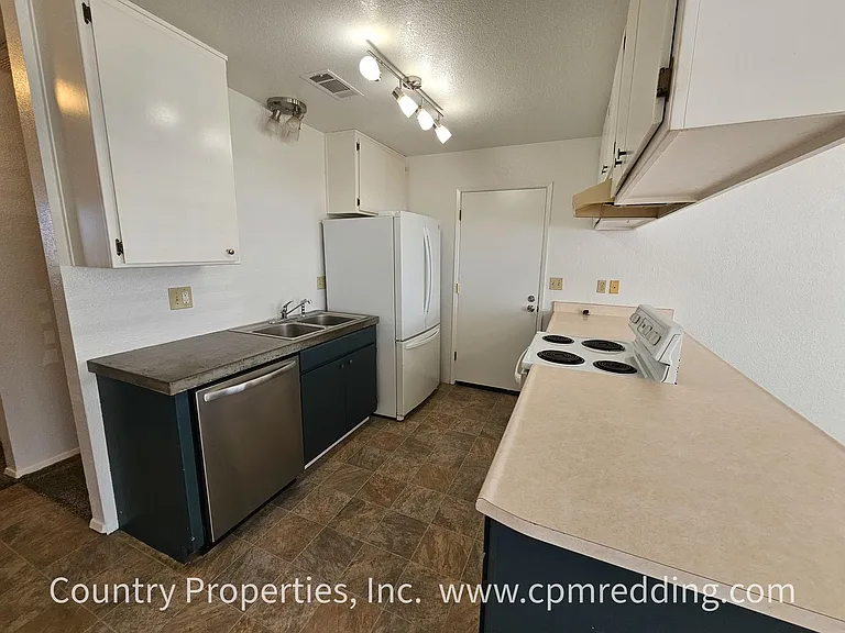 19746 Brokeoff Mountain Pl — Photo 5