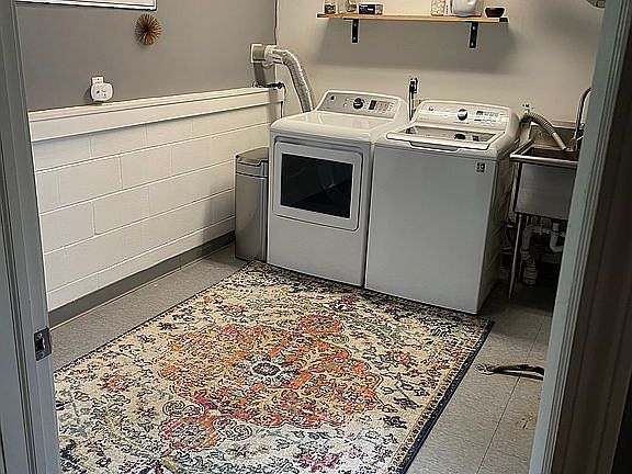 Laundry room 