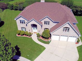 440 Jason Ct, Schaumburg, IL 60173