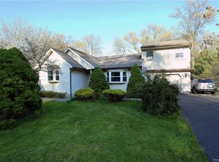 5 Hollow Dr, New City, NY 10956