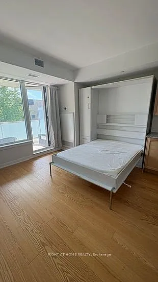 530 De Mazenod Ave #303 — Photo 29