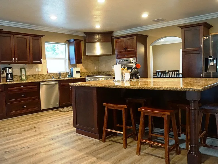 773 Carhart Ave — Photo 2