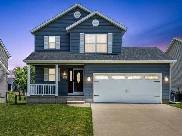 430 Moose Dr NW, Cedar Rapids, IA 52405