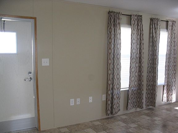 4th image of 2391 Woodmen Dr
