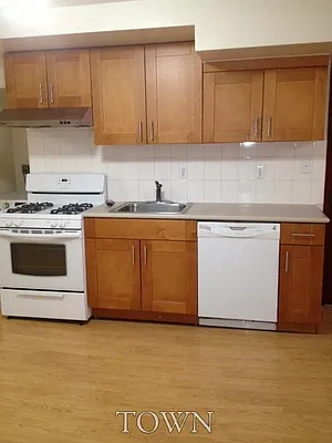 Rented by Town Residential | media 7