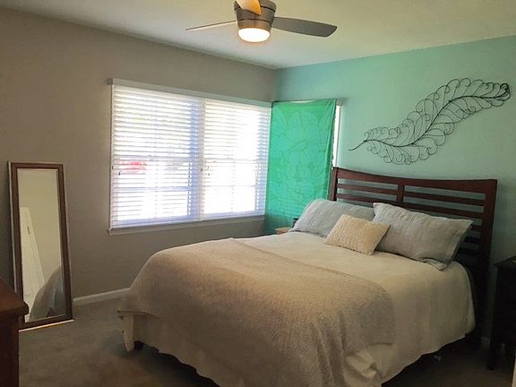 2nd image of 1600 Park Ave #1600