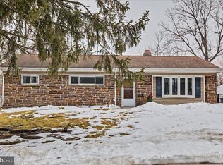 701 School Line Dr, King Of Prussia, PA 19406