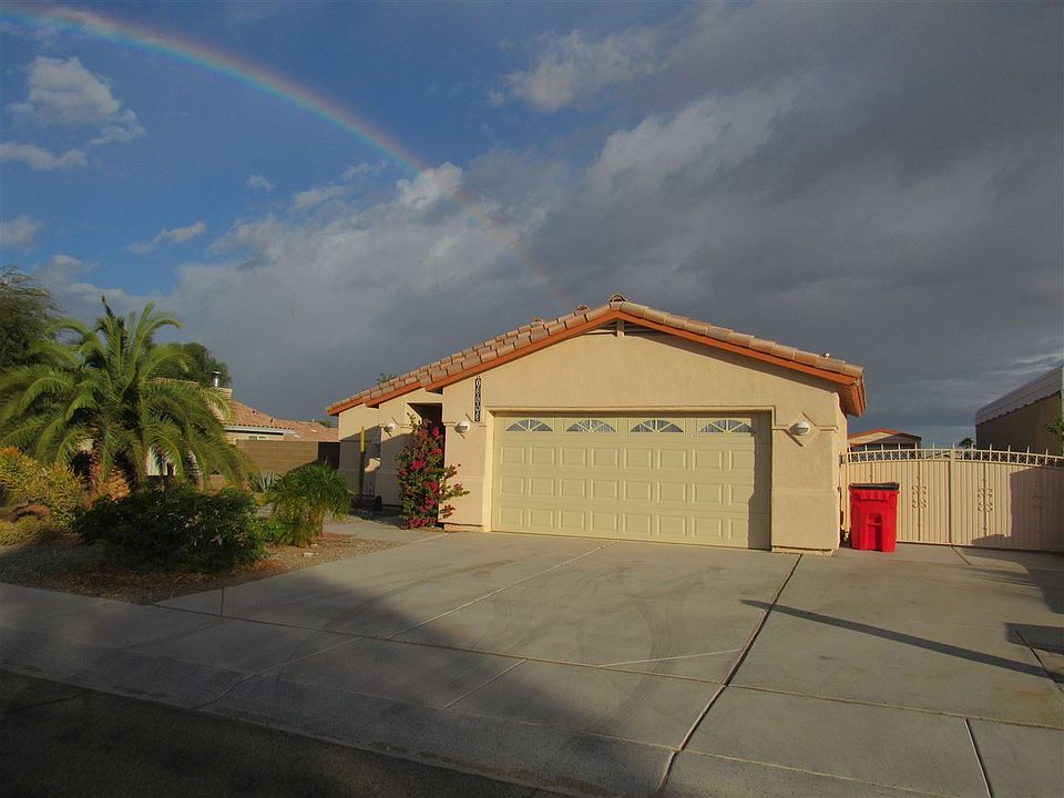 1st image of 10640 E 39th Pl