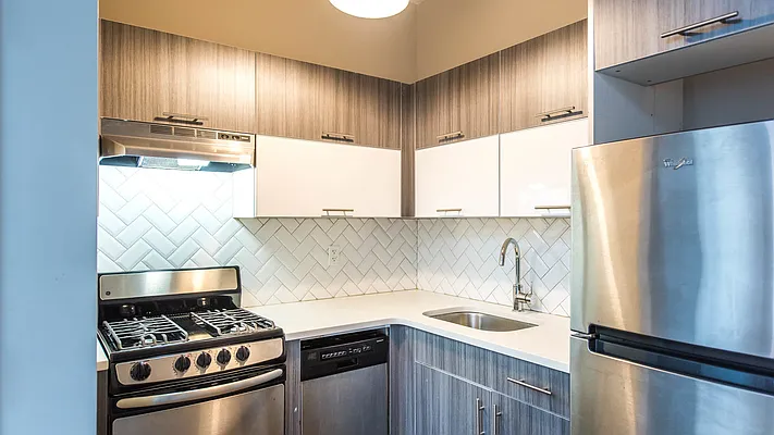 Rented by Nooklyn NYC LLC | media 18