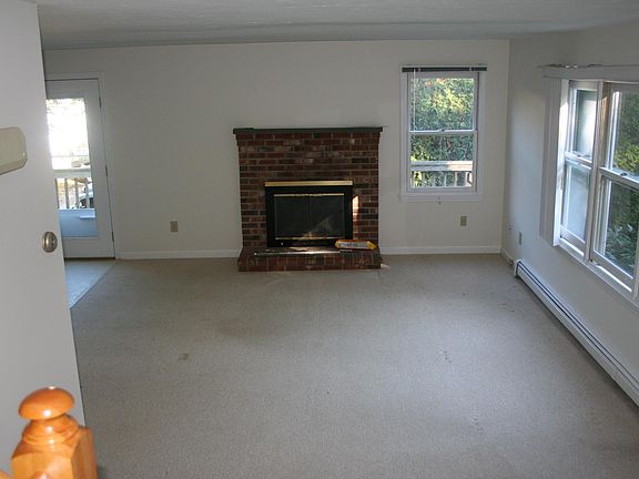 Living Room - Hardwood Floors (not shown)