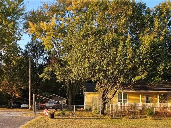 870 E K 171 Hwy, Pittsburg, KS 66762