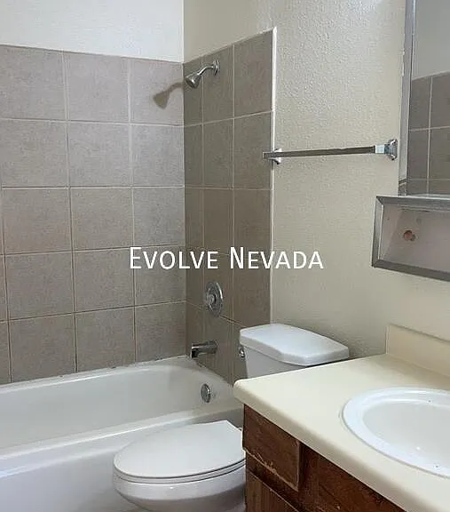 6675 Peppermint Dr — Photo 18