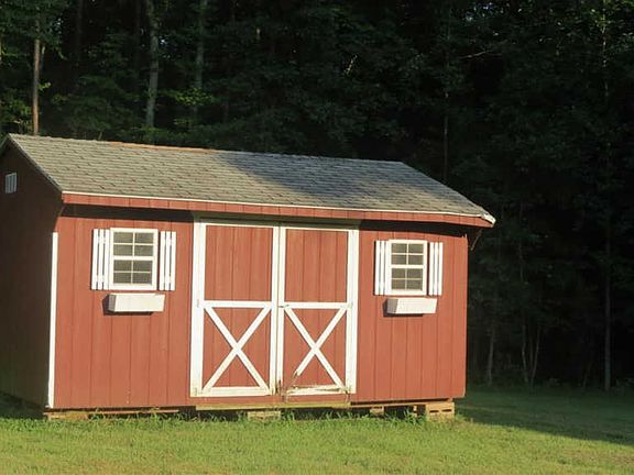 3rd image of 516 Kellam Dr
