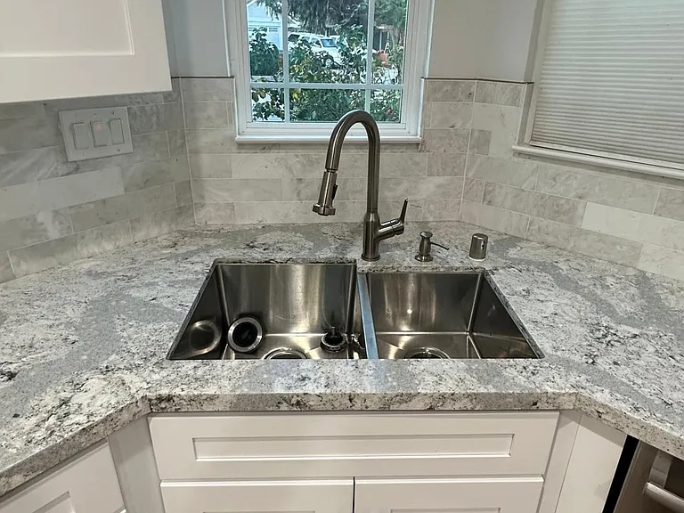 Double sink