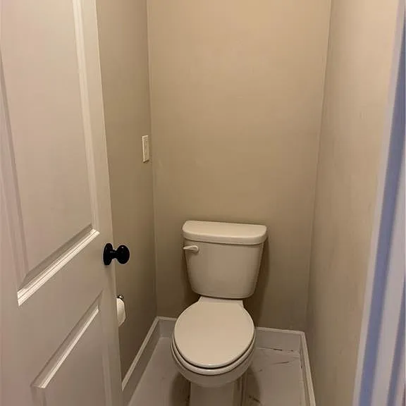 903 Woodlawn Dr NE — Photo 26