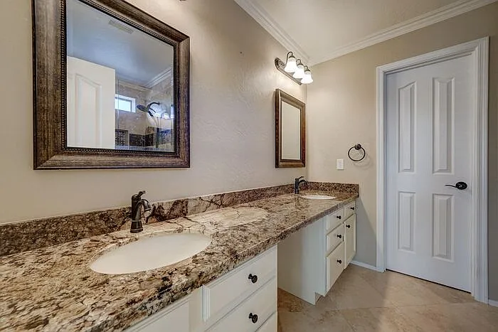 1235 S Western Skies Dr — Photo 29