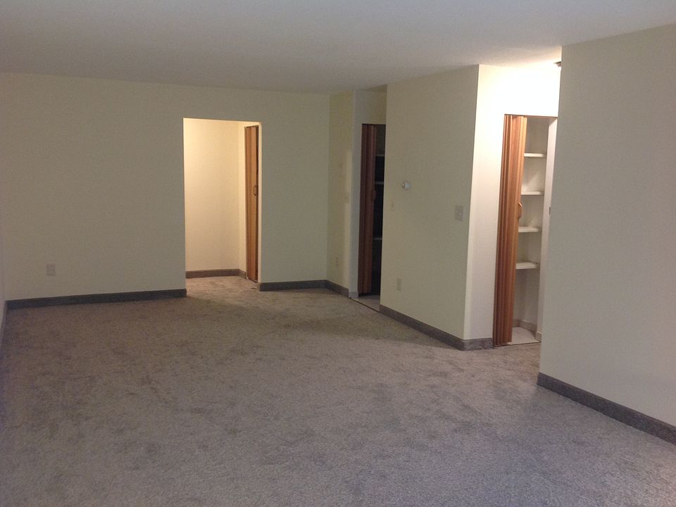 1st image of 370 Capitol Ave #114