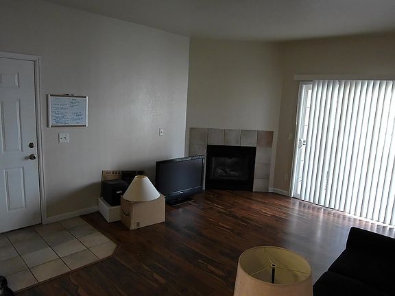 3rd image of 1343 Lake Cir #A8