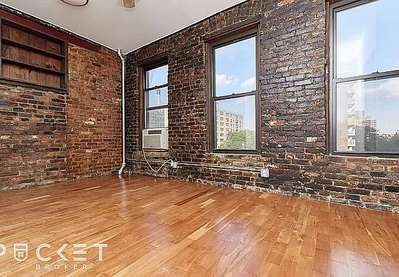 4th image of 647 E 11th St APT 11
