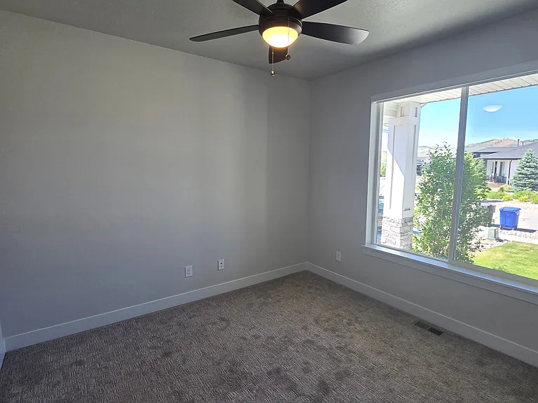3253 W Oxford Loop — Photo 11