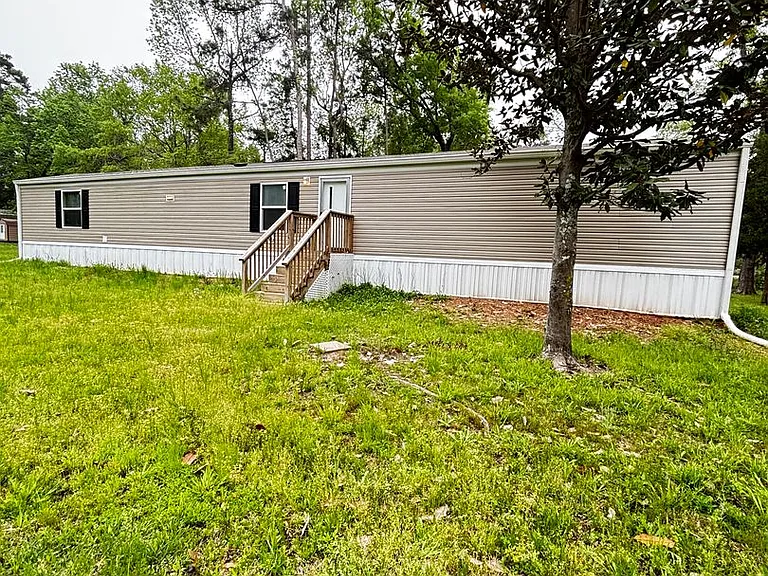 300 Cherokee Ln — Photo 7