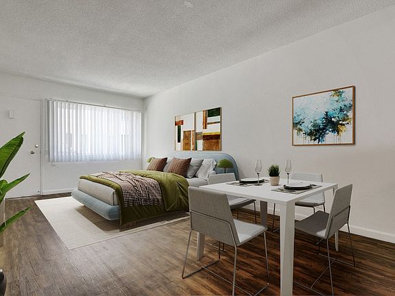5th image of 1717 Ocean Park Blvd #17-07