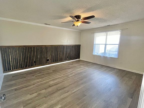 5th image of 509 Aspen Way SW